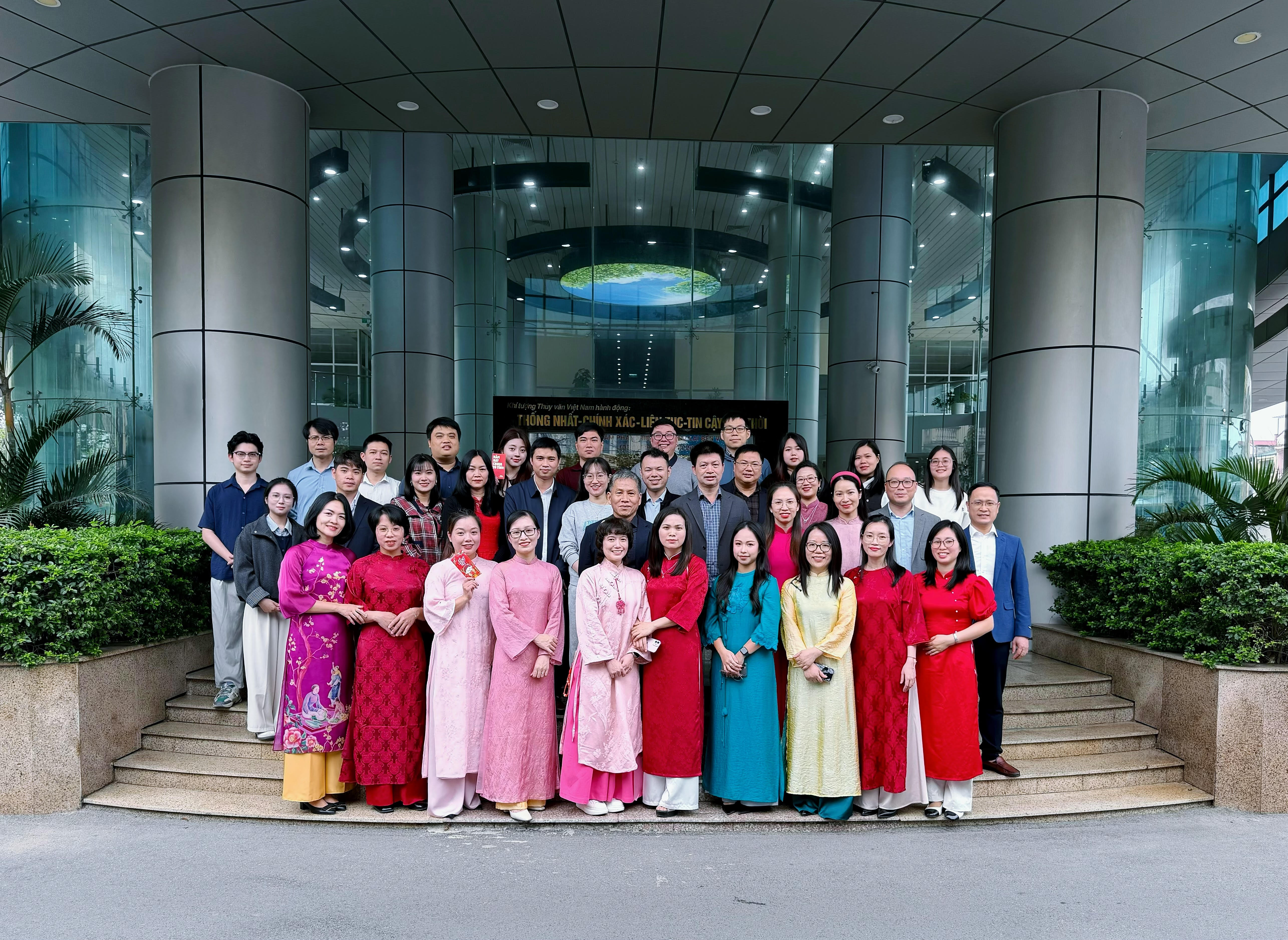 Tập thể Viện Khoa học tài nguyên nước